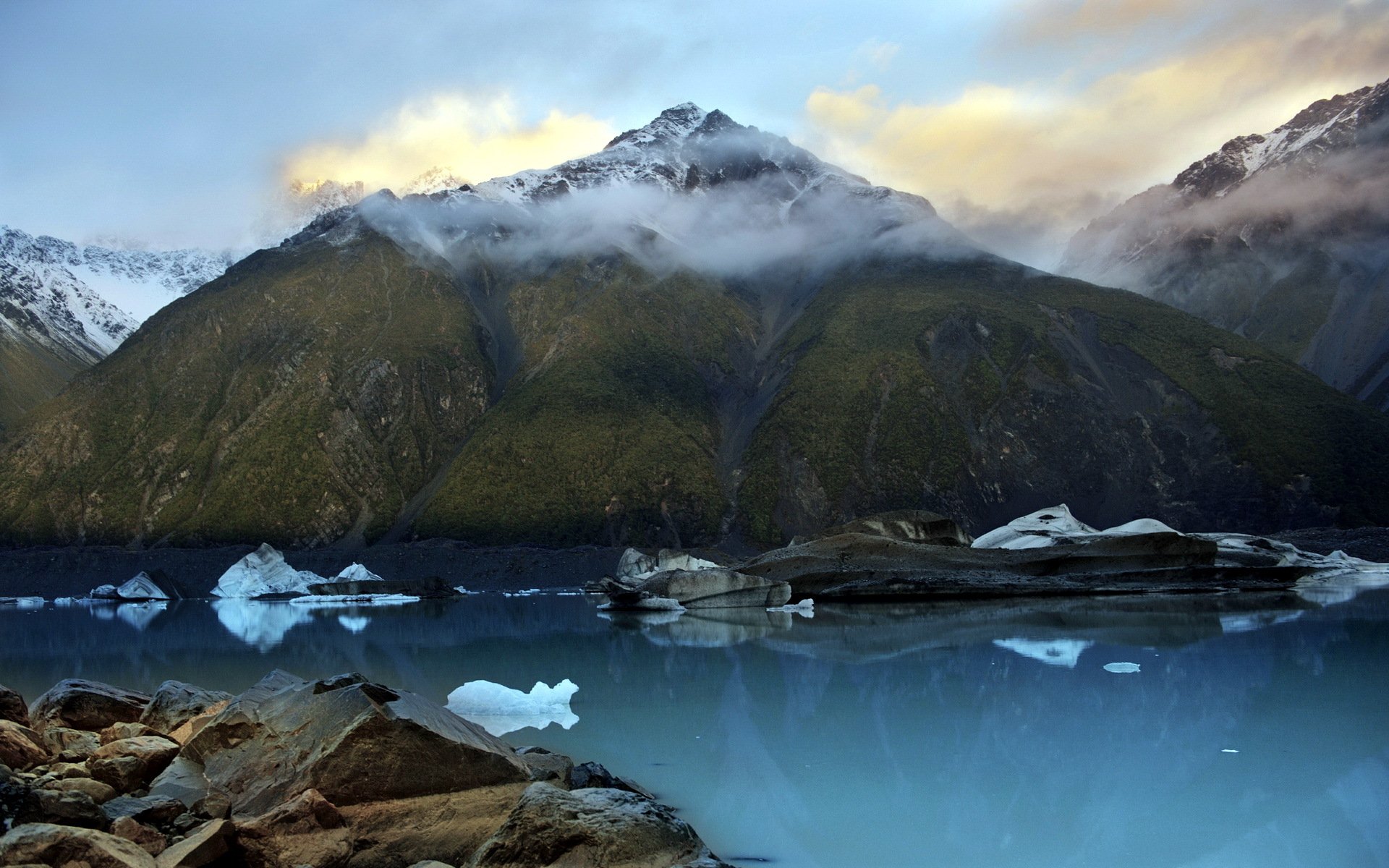 lake mountain landscape