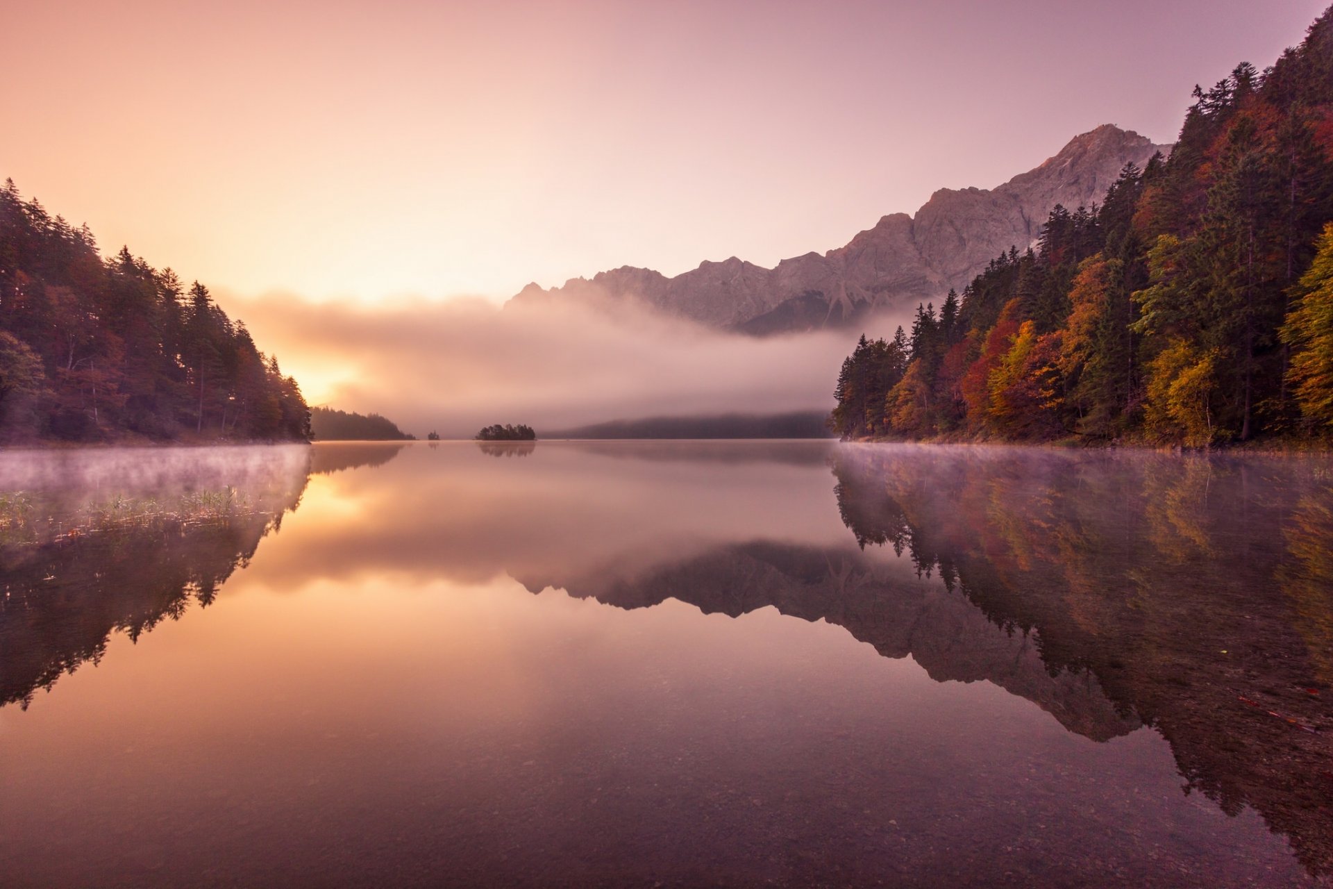 germania alpi lago mattina nebbia autunno