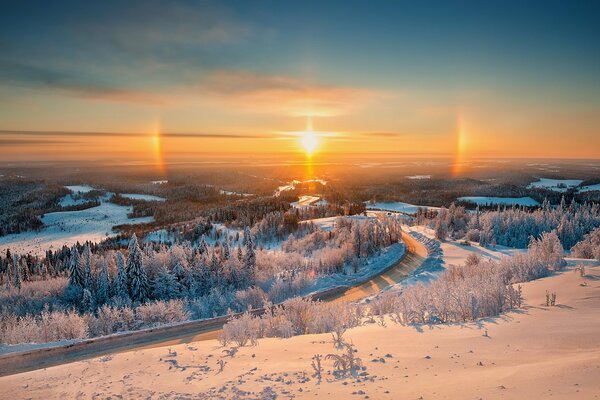 Weihnachten im Belogorye im Ural im Winter