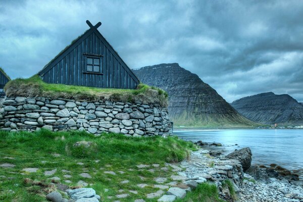 A house near the river in Groh Iceland