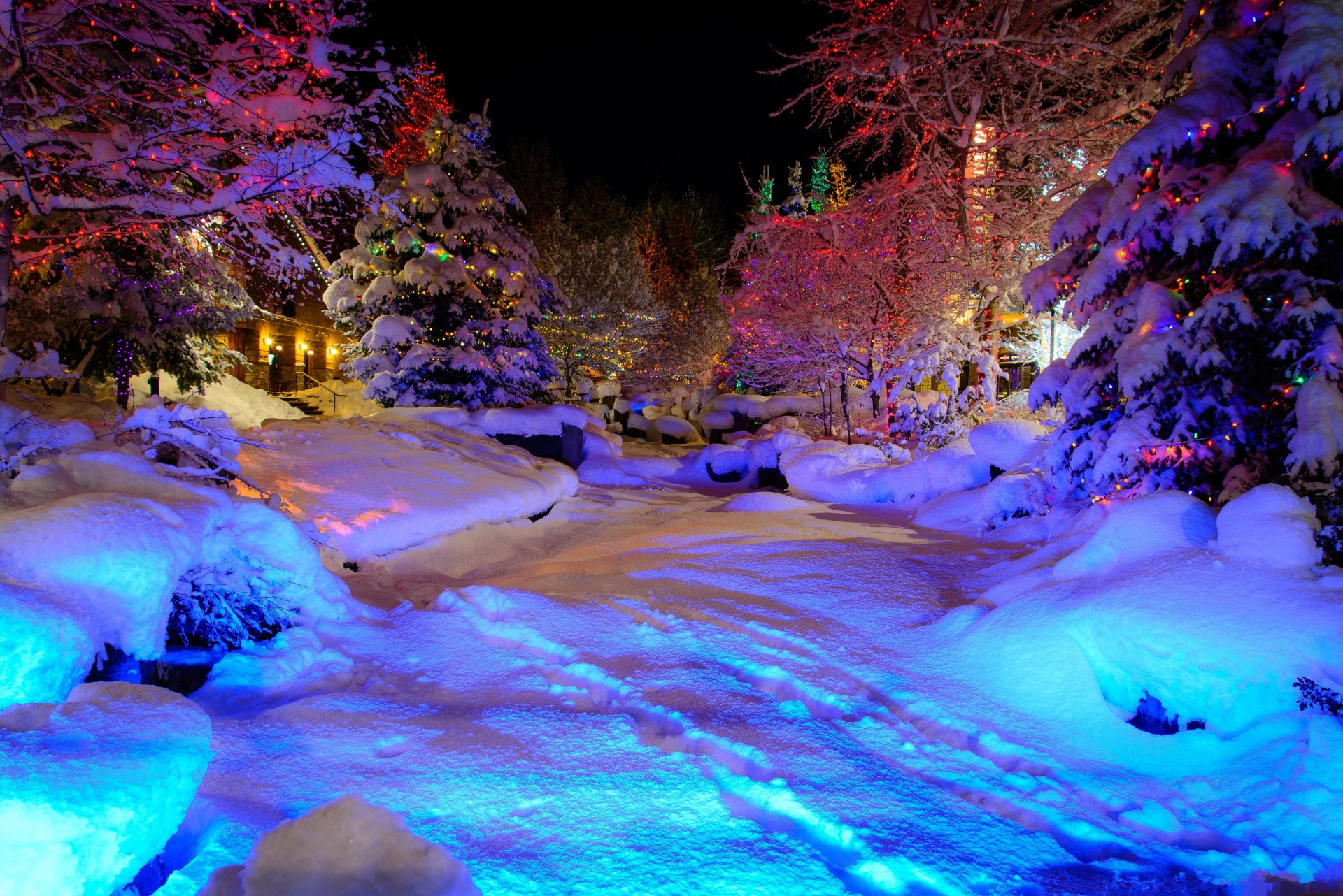 whistler village christmas winter holiday snow garland spruce christmas tree house park town