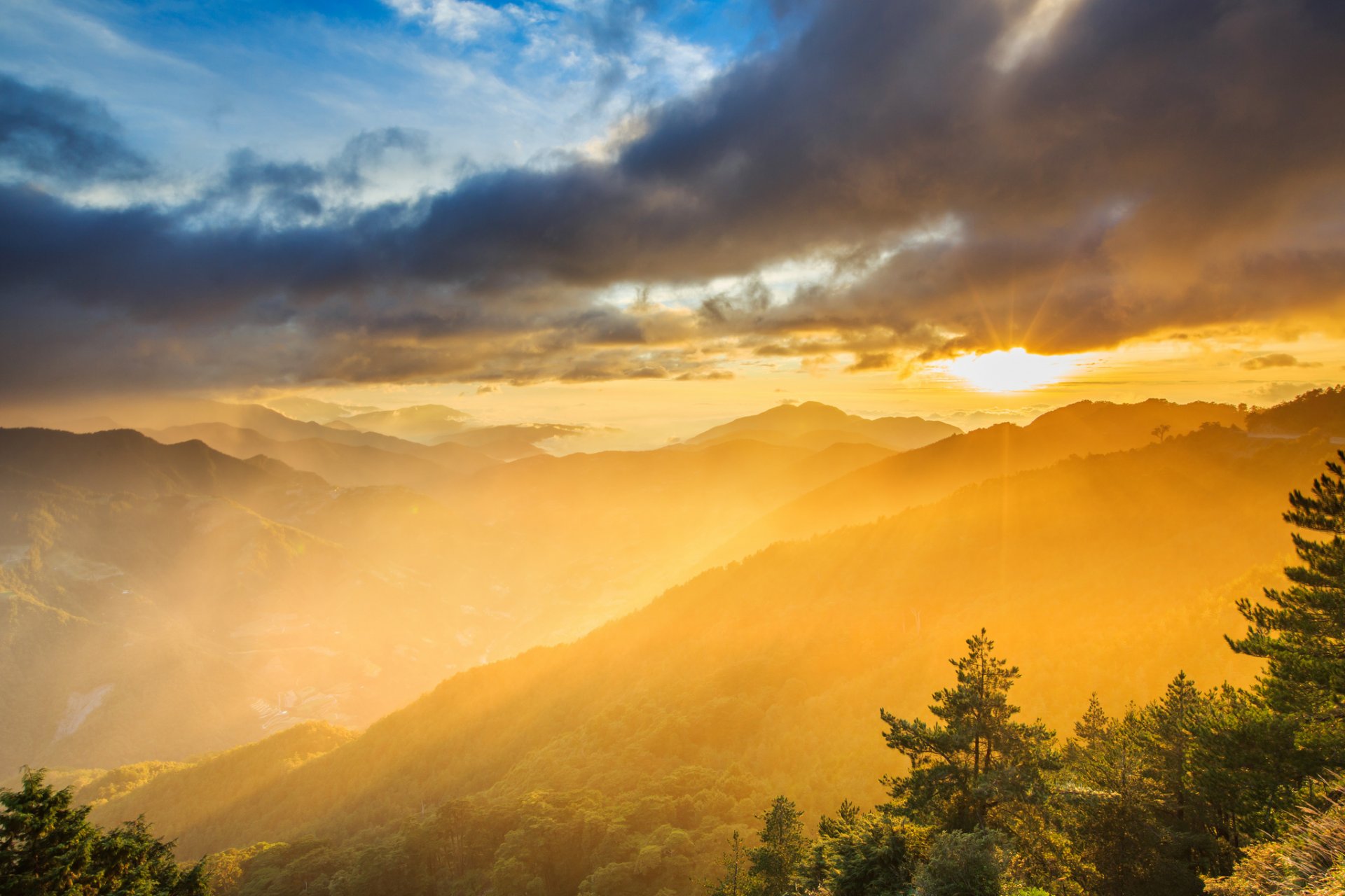 mountain taroko national park dawn haze forest