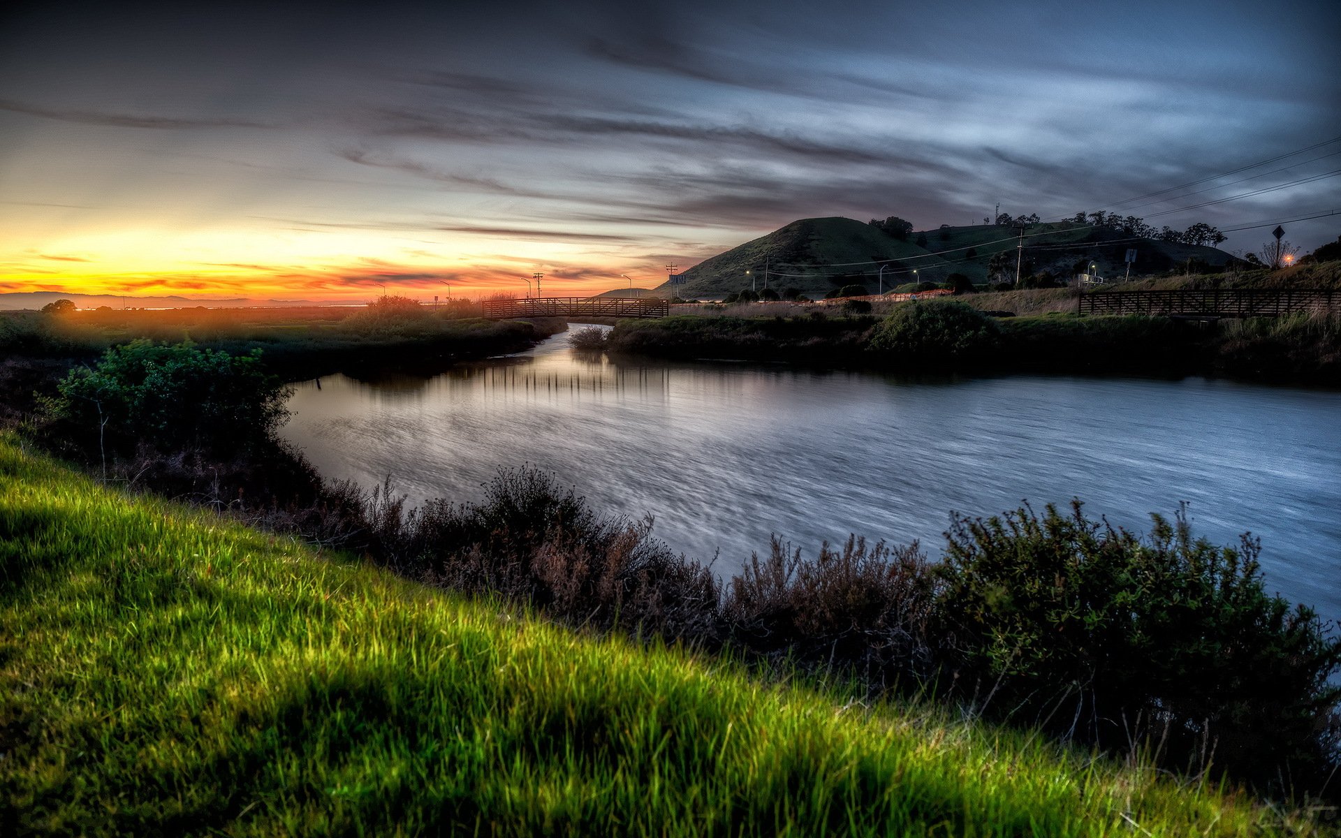 fiume tramonto paesaggio