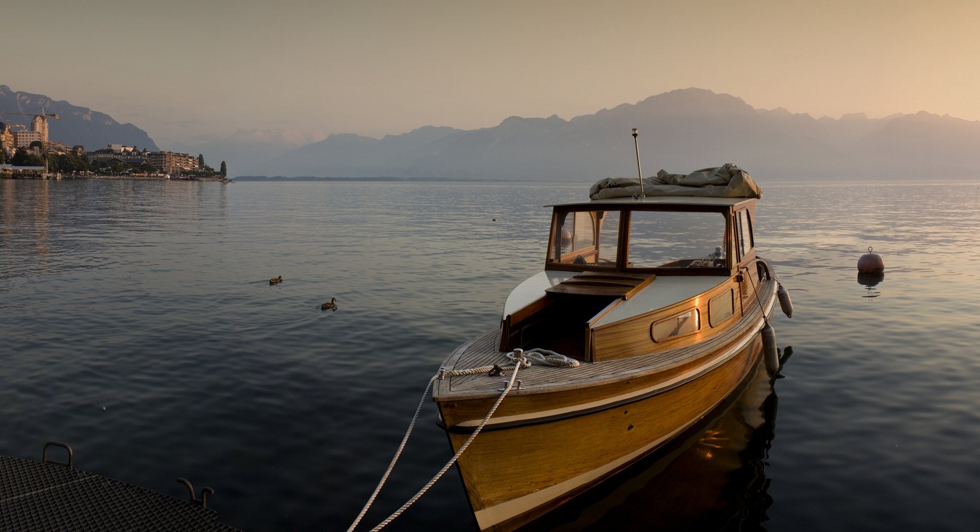 montreux schweiz genfer see yacht