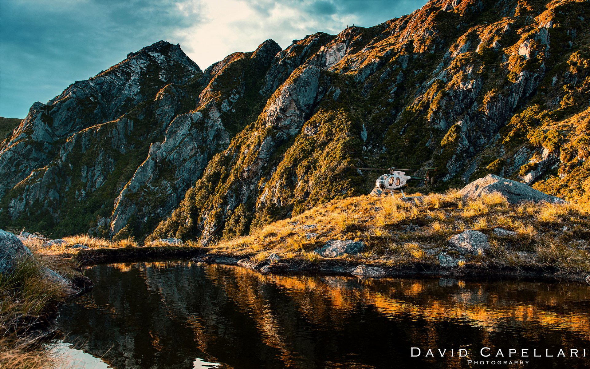 nouvelle-zélande david capellar lac montagnes nature roches hélicoptère