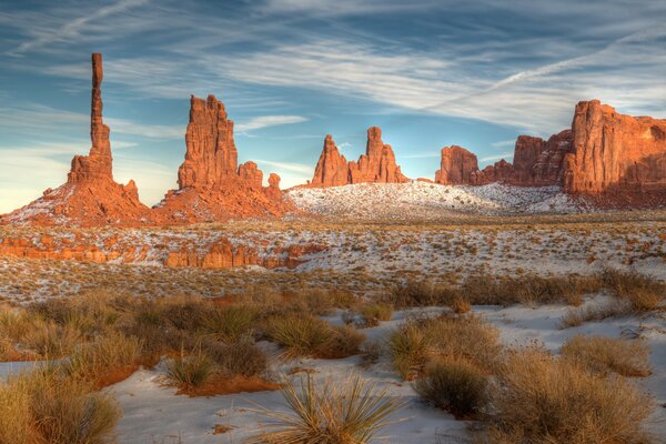 Navajo Tribe Park o zachodzie słońca