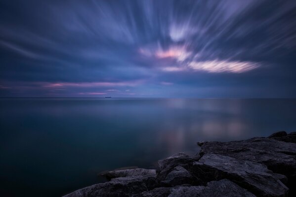 Coucher de soleil, ciel bleu, nuages