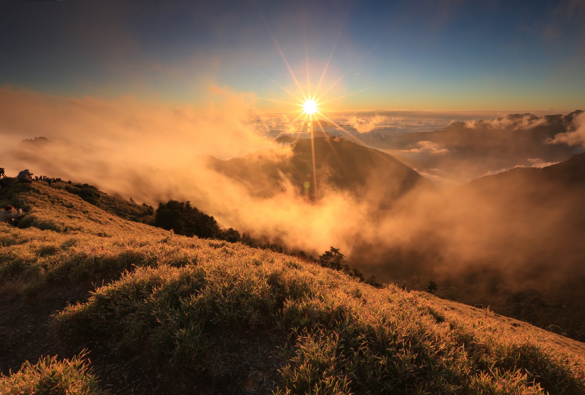 landschaft berg morgen sonne wolken wolken
