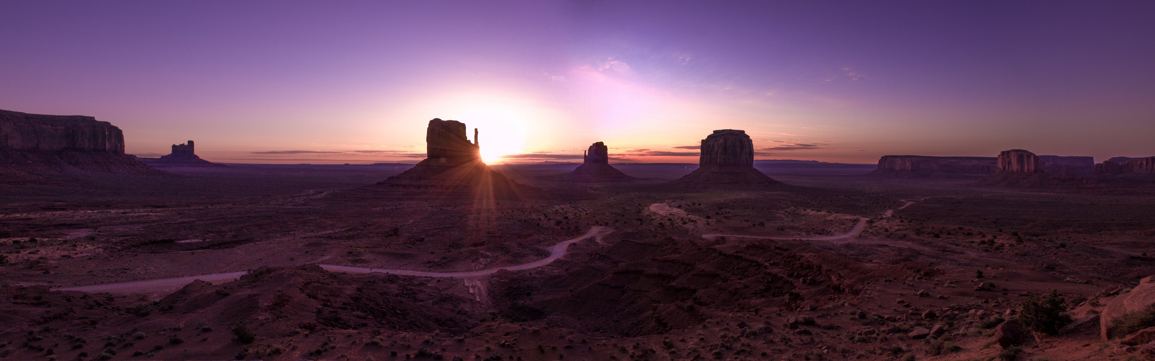 arizona monument valley paysage désert vallée montagnes aube