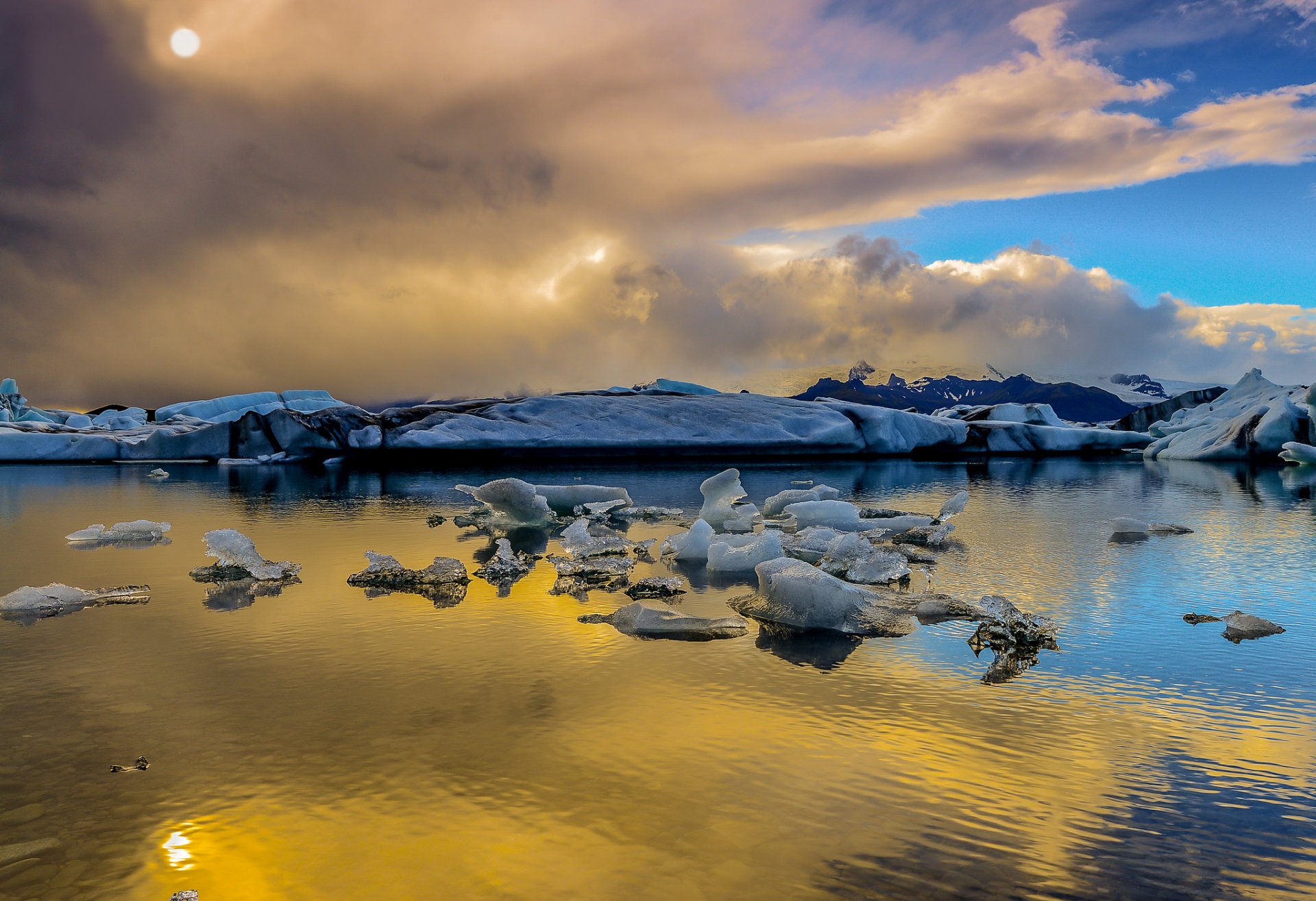 iceland snow next clouds sun