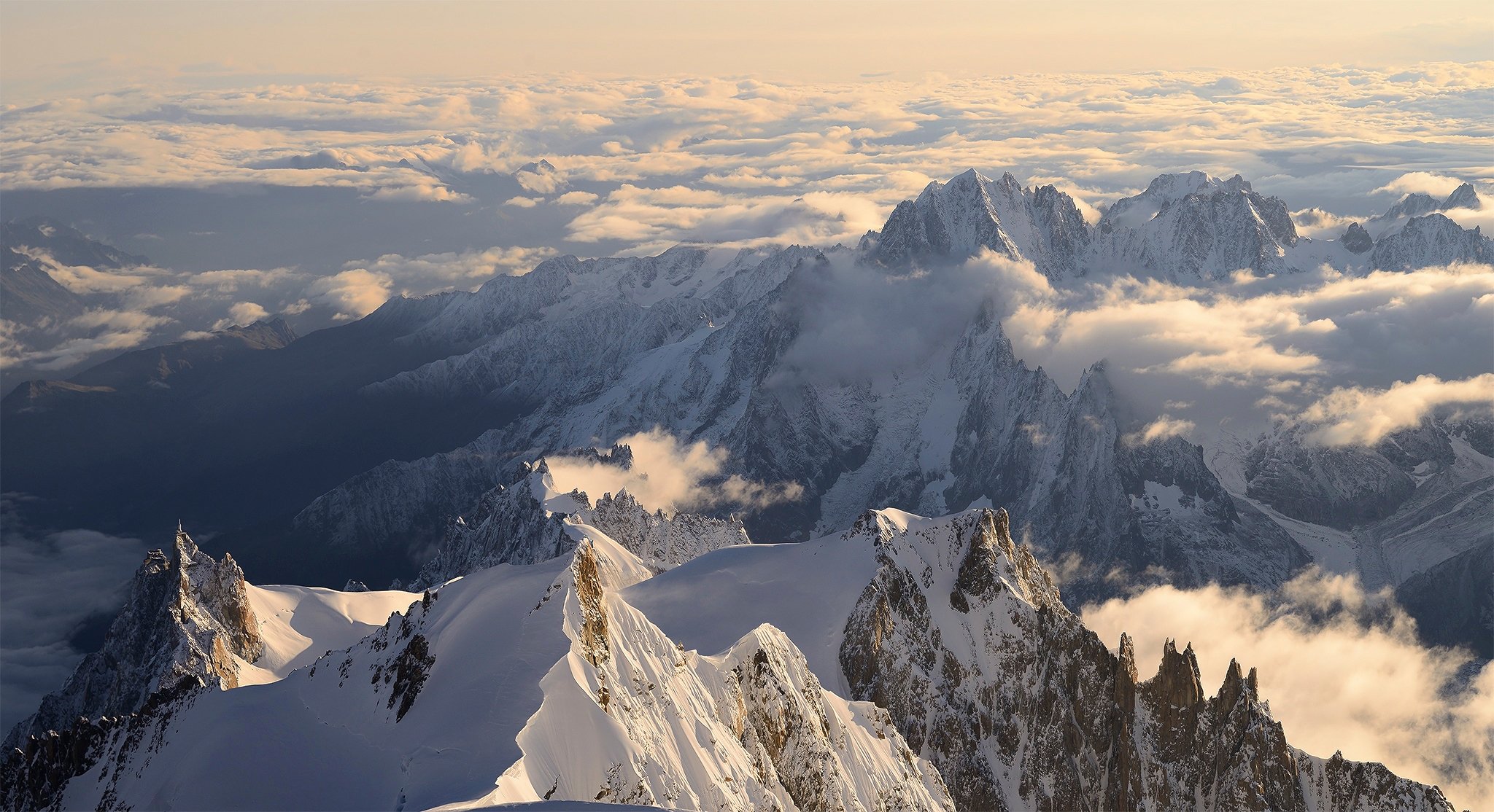 montblanc montagnes ciel neige