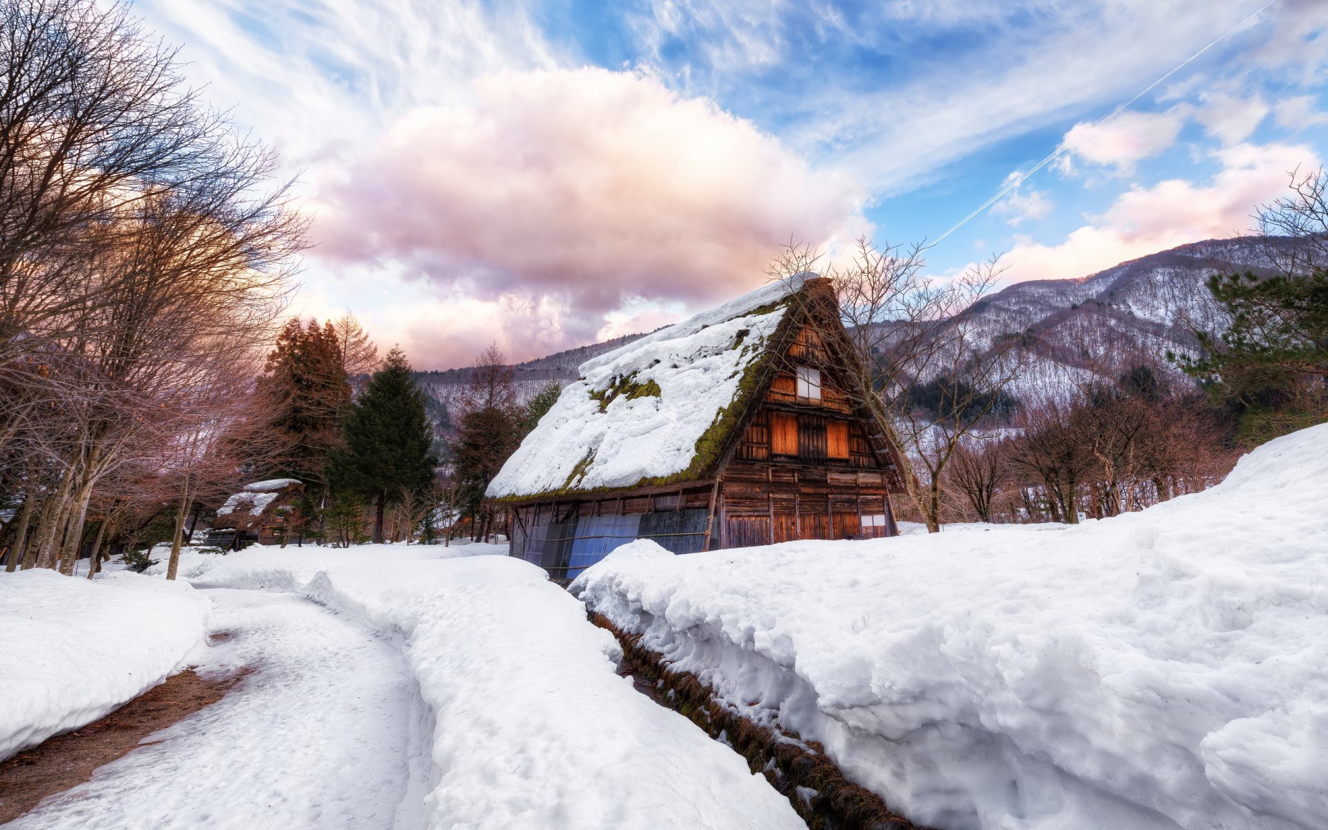 maison hiver neige route