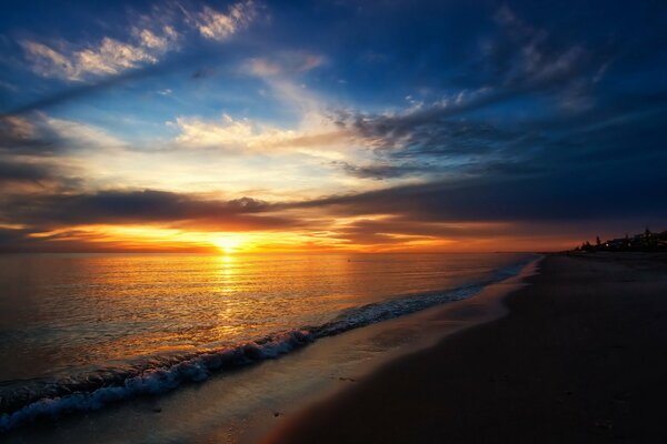 Incredible sunset on the seashore