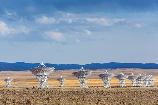 Many antennas in the field