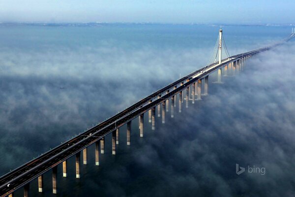 Lange Himmelsbrücke in China